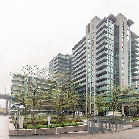 Globalstay Magnificent Condos In Dt Toronto Exterior photo